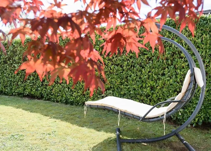 Prachtige Vakantiewoning Aan Water Met Grote Tuin * Voorthuizen